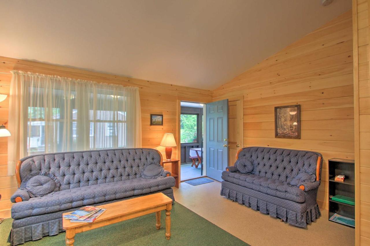 Family Cabin With Beach Access On Panther Pond Raymond Экстерьер фото