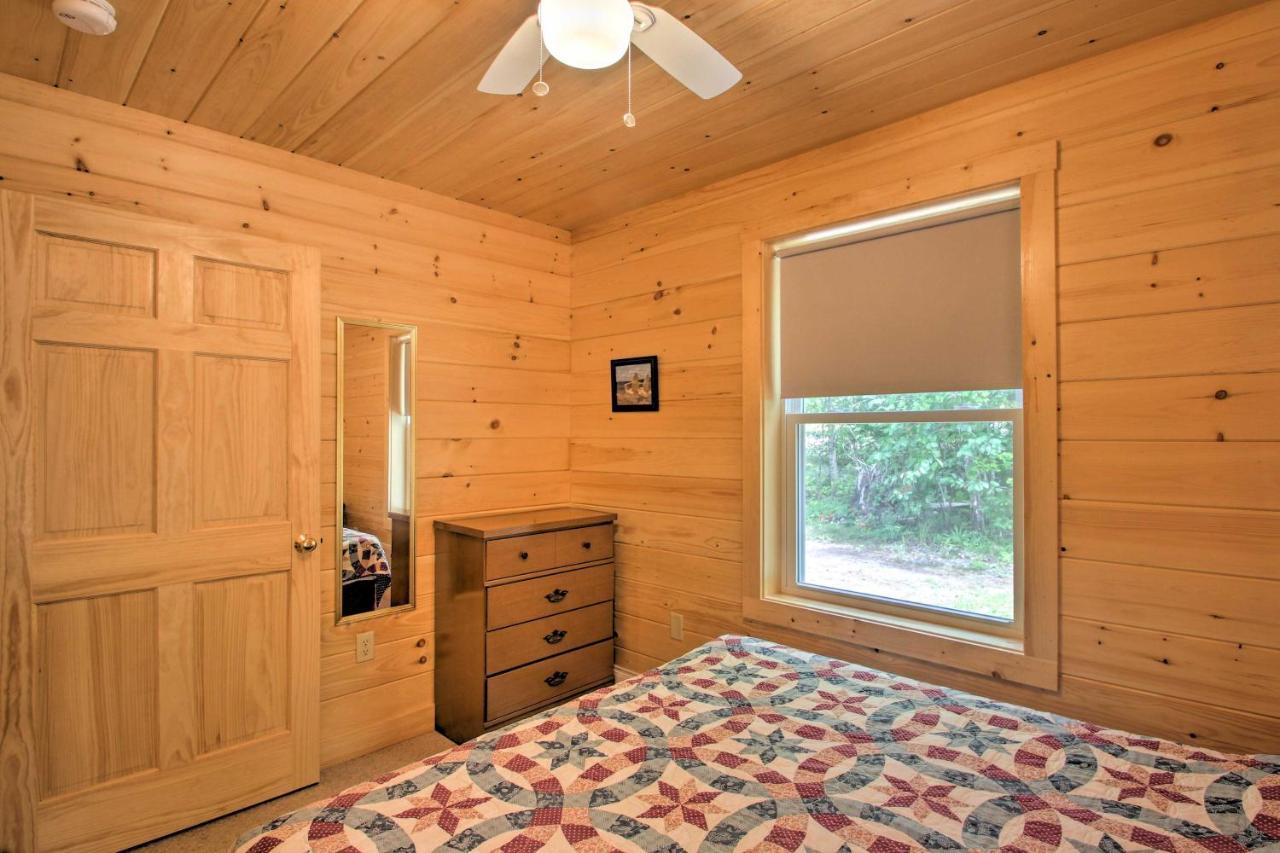 Family Cabin With Beach Access On Panther Pond Raymond Экстерьер фото